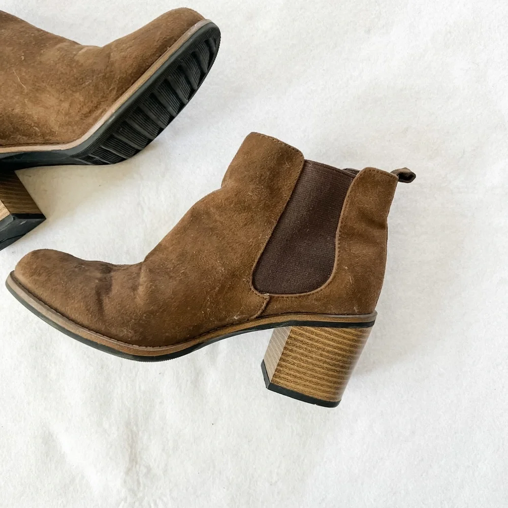 WM | Booties - Picture 2 of 6
